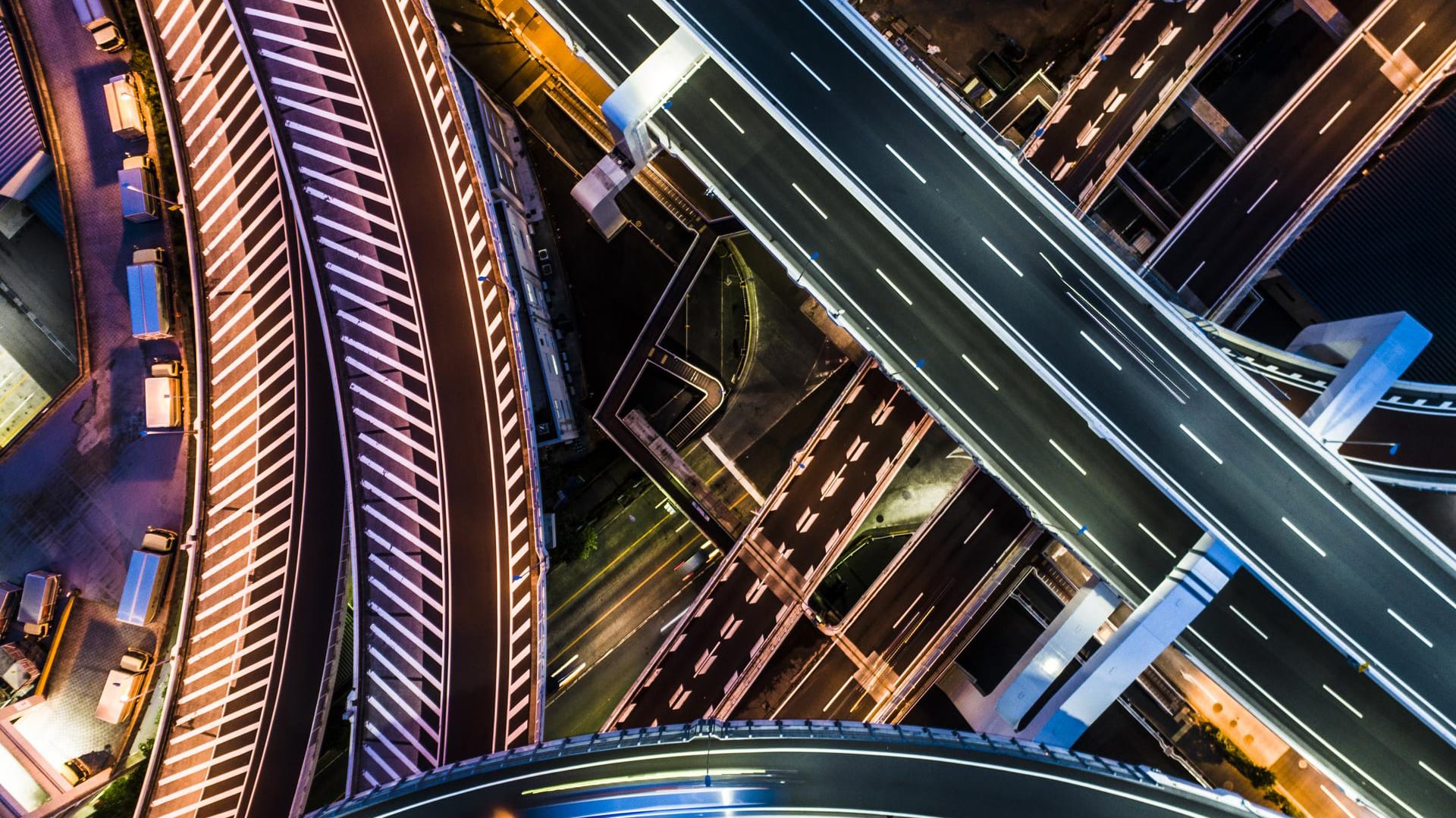 翻轉大學教育，培育更多科研人才 ─ 專訪國立交通大學 朱英豪教授