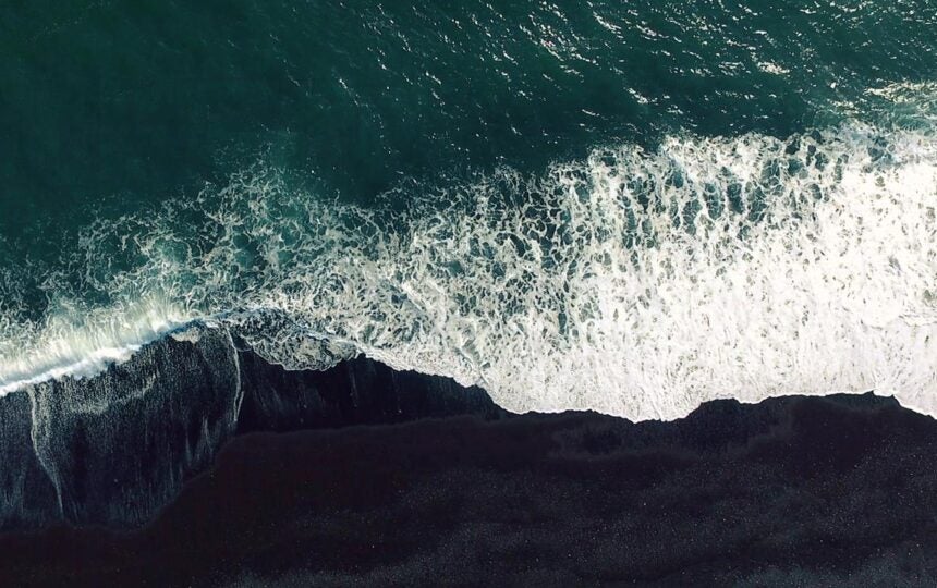 Five ocean research topics to inspire your next paper [guide for students]