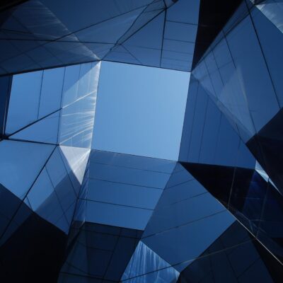 Supporting business decisions with IP landscapes