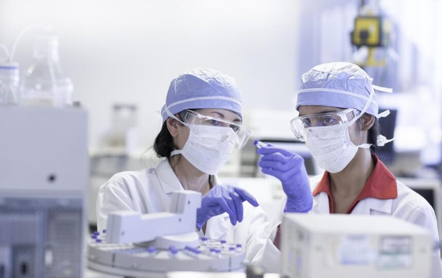 2020 年度回顧：生物製藥與COVID-19 疫情