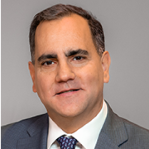 Dr Hernan Bazan