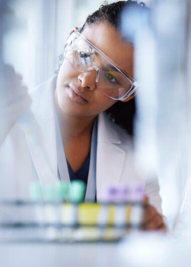 이상반응의 근본이 될 수 있는 표적·작용기전 식별