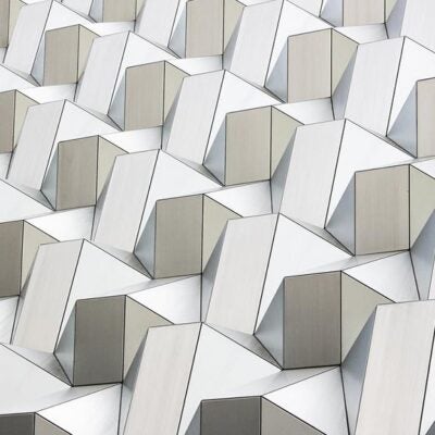 Seeing double: Eliminating duplicate references in drug safety literature screening